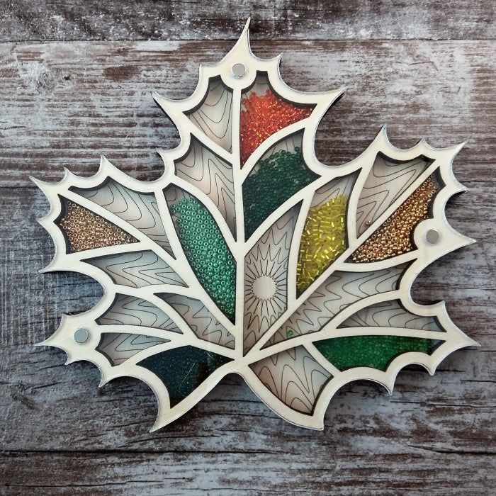 Wood bead organizer with lid Maple leaf