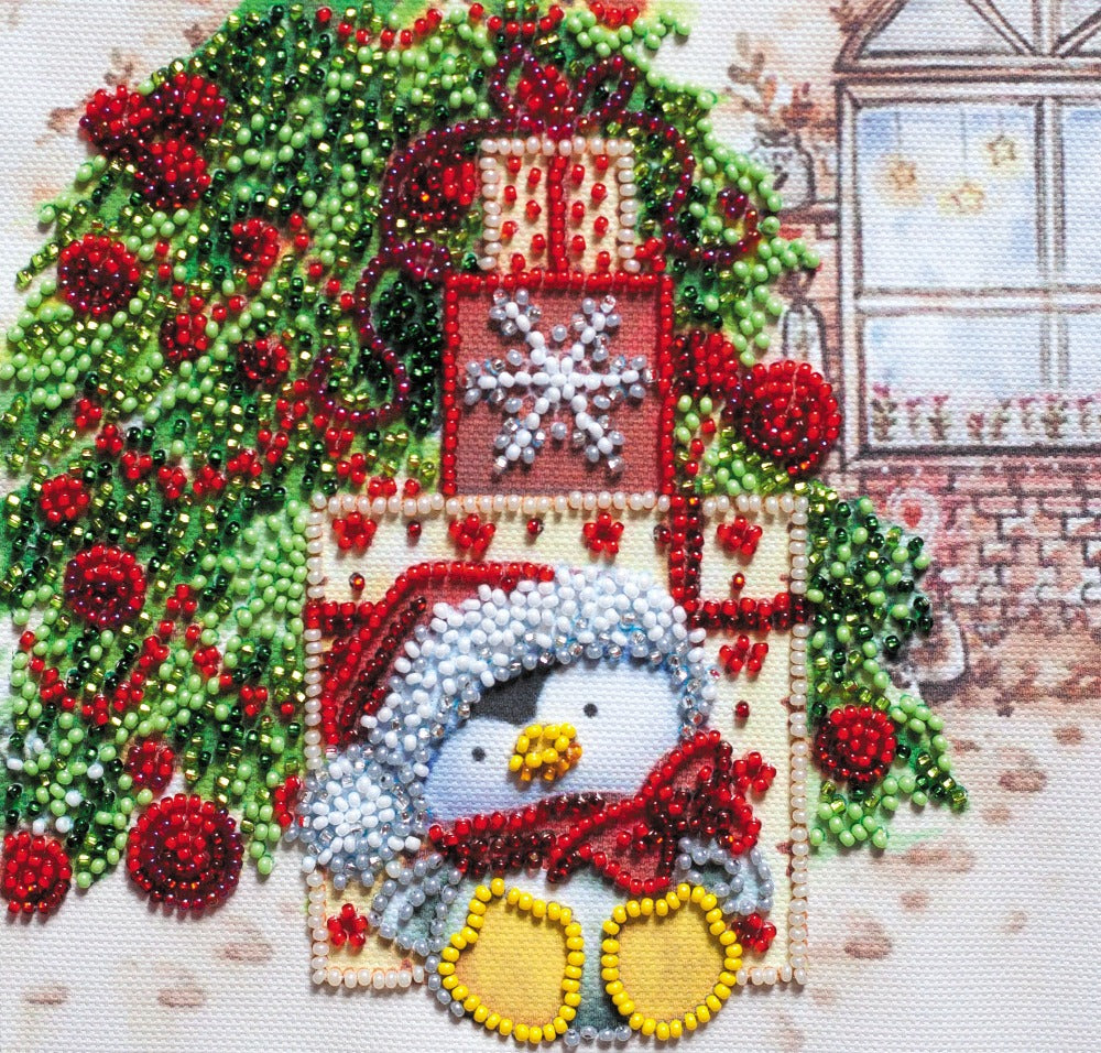 Mini bead embroidery kit Penguin under the spruce Size: 5.9"×5.9" (15×15 сm)