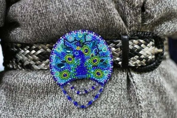 Bead embroidery brooch kit Peacock Size: 2.2"×2.5" (5.6x6.3 cm)