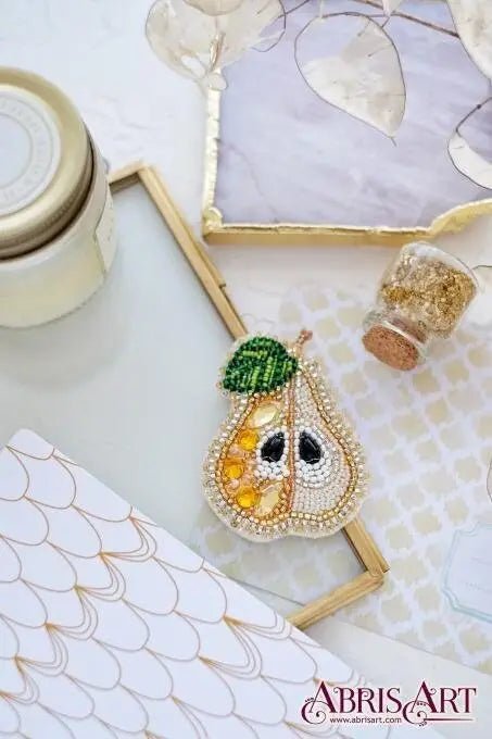 Bead embroidery brooch kit Pear duchess Size: 2"×2.6" (5.1x6.6 cm)