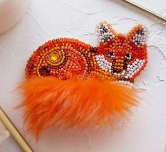 Bead embroidery brooch kit Red Fox Size: 2.3"×3.1" (6x8 cm)