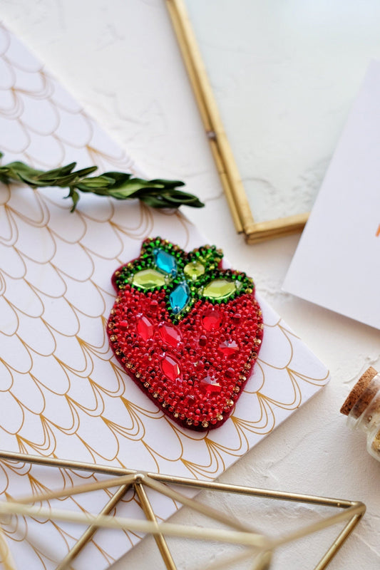 Bead embroidery brooch kit Strawberries Size: 2.1"x2.75" (5.5×7 сm)